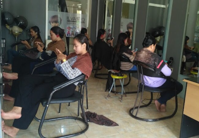 Mengapa Kulit Warga Cilacap Perlu Perawatan Khusus? Temukan di Salon Chey n Bridal