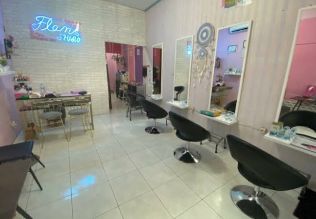 Mengapa Warga Cilacap Pilih Salon Chey n Bridal untuk Kesehatan Kulit?